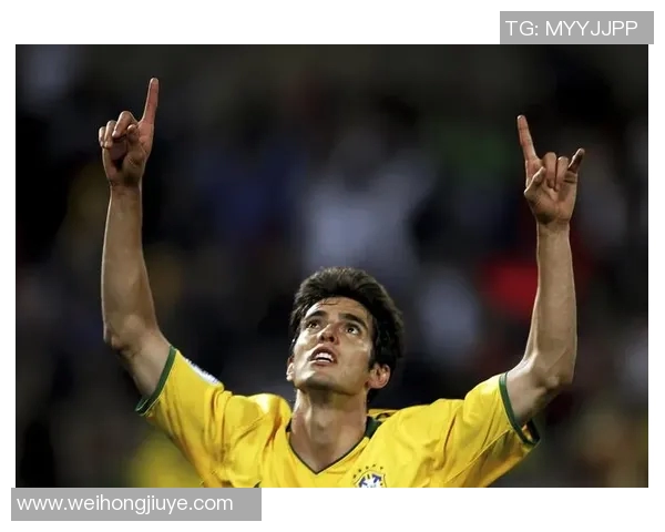 世界伟大足球球星璀璨人生与传奇荣耀全景展现 世界伟大足球球星璀璨人生与传奇荣耀全景展现